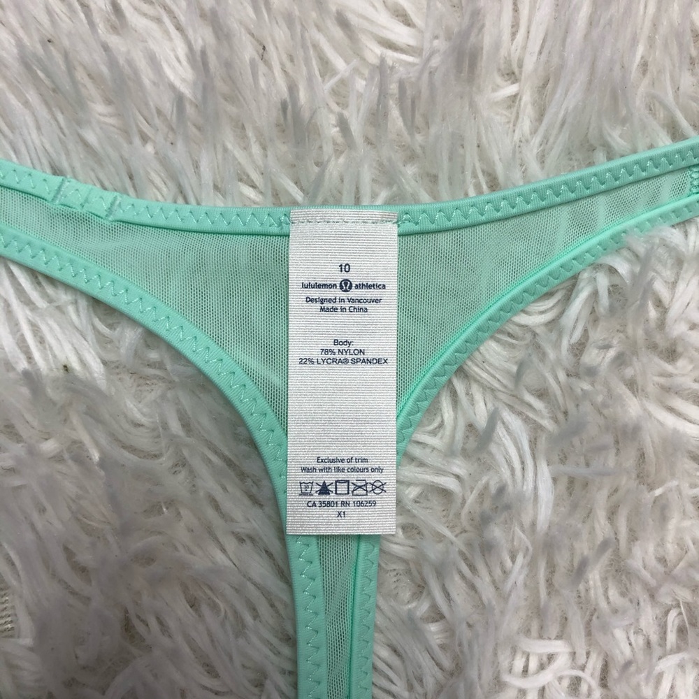 Lululemon Water: Salty Swim Sport Top - Picture 4 of 8